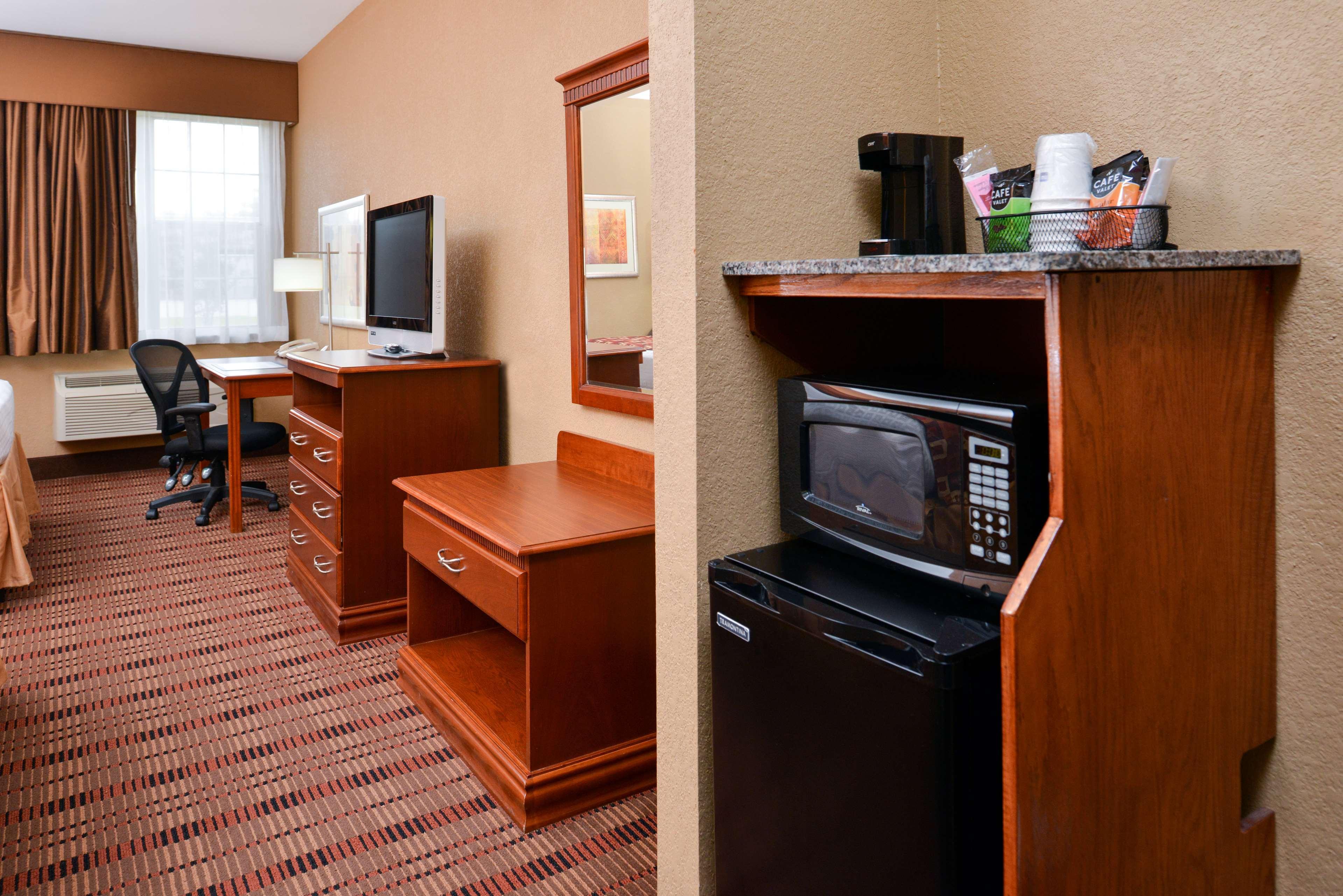 Best Western Plaquemine Inn Экстерьер фото